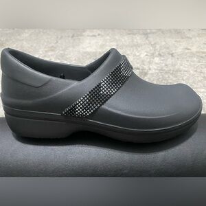 Crocs Women's Neria Pro II Embellished Slip-Resistant Work Clogs Size 7